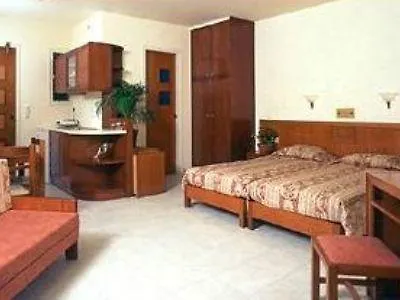 호텔 Mike Hotel & Apartments 말레메