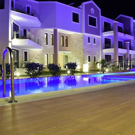 호텔 Mike Hotel & Apartments 3*
