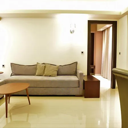 호텔 Mike Hotel & Apartments