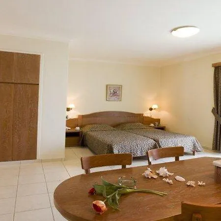 호텔 Mike Hotel & Apartments 3*